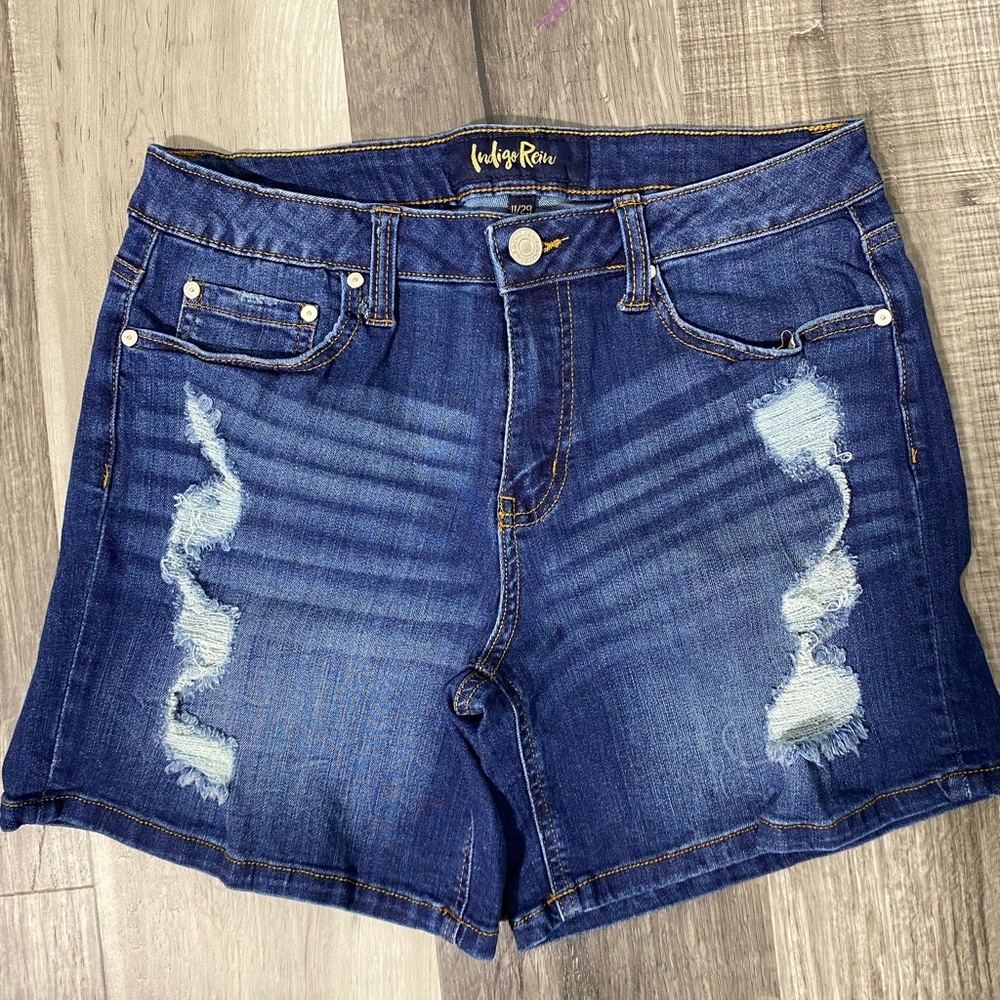Indigo Rein Blue Women Distressed Jean Shorts size 11/29